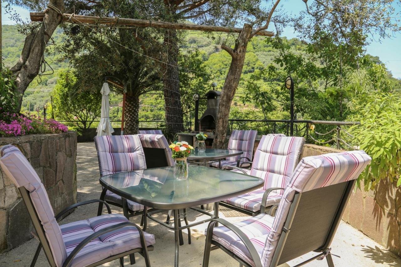 Il Giardino Bed & Breakfast Pimonte Bagian luar foto