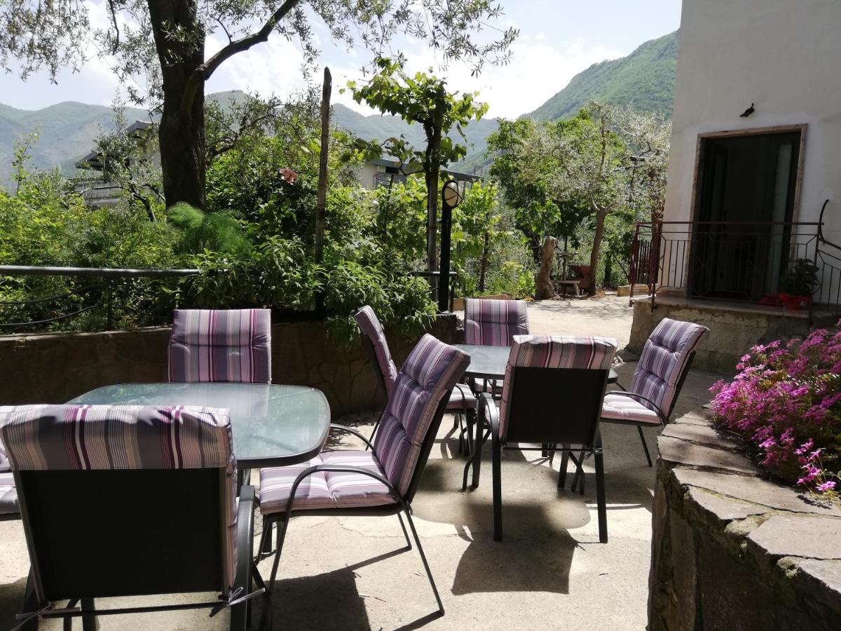Il Giardino Bed & Breakfast Pimonte Bagian luar foto