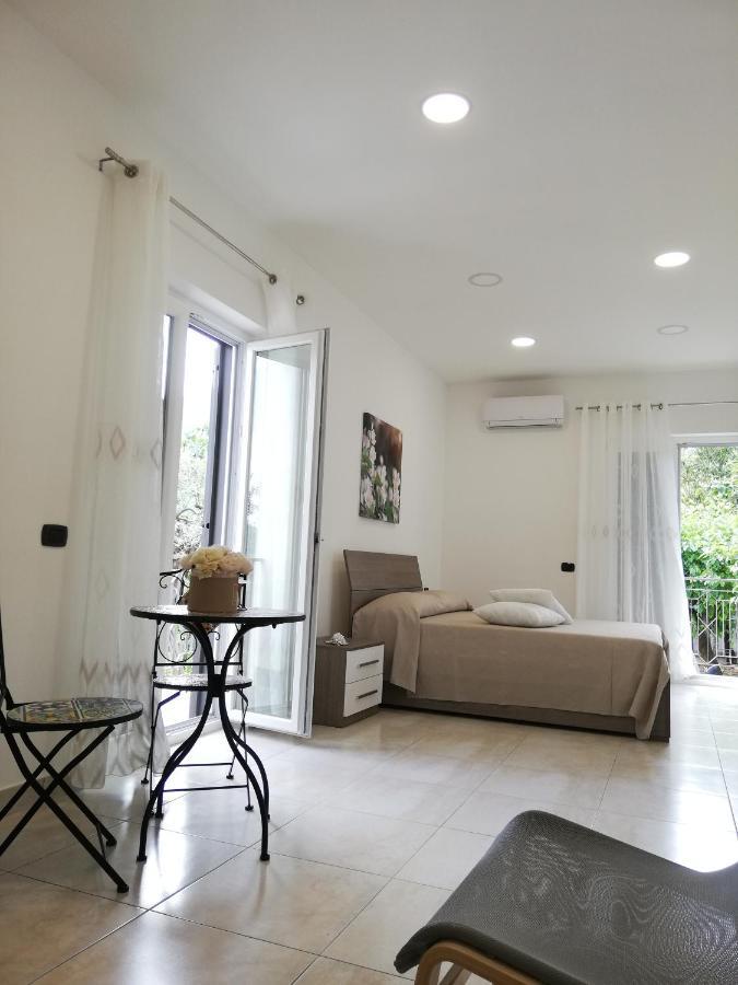 Il Giardino Bed & Breakfast Pimonte Bagian luar foto