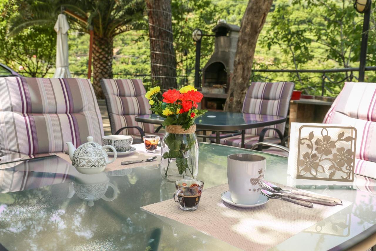 Il Giardino Bed & Breakfast Pimonte Bagian luar foto