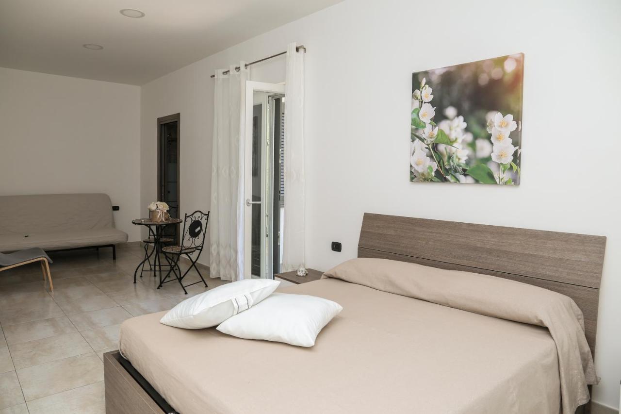 Il Giardino Bed & Breakfast Pimonte Bagian luar foto