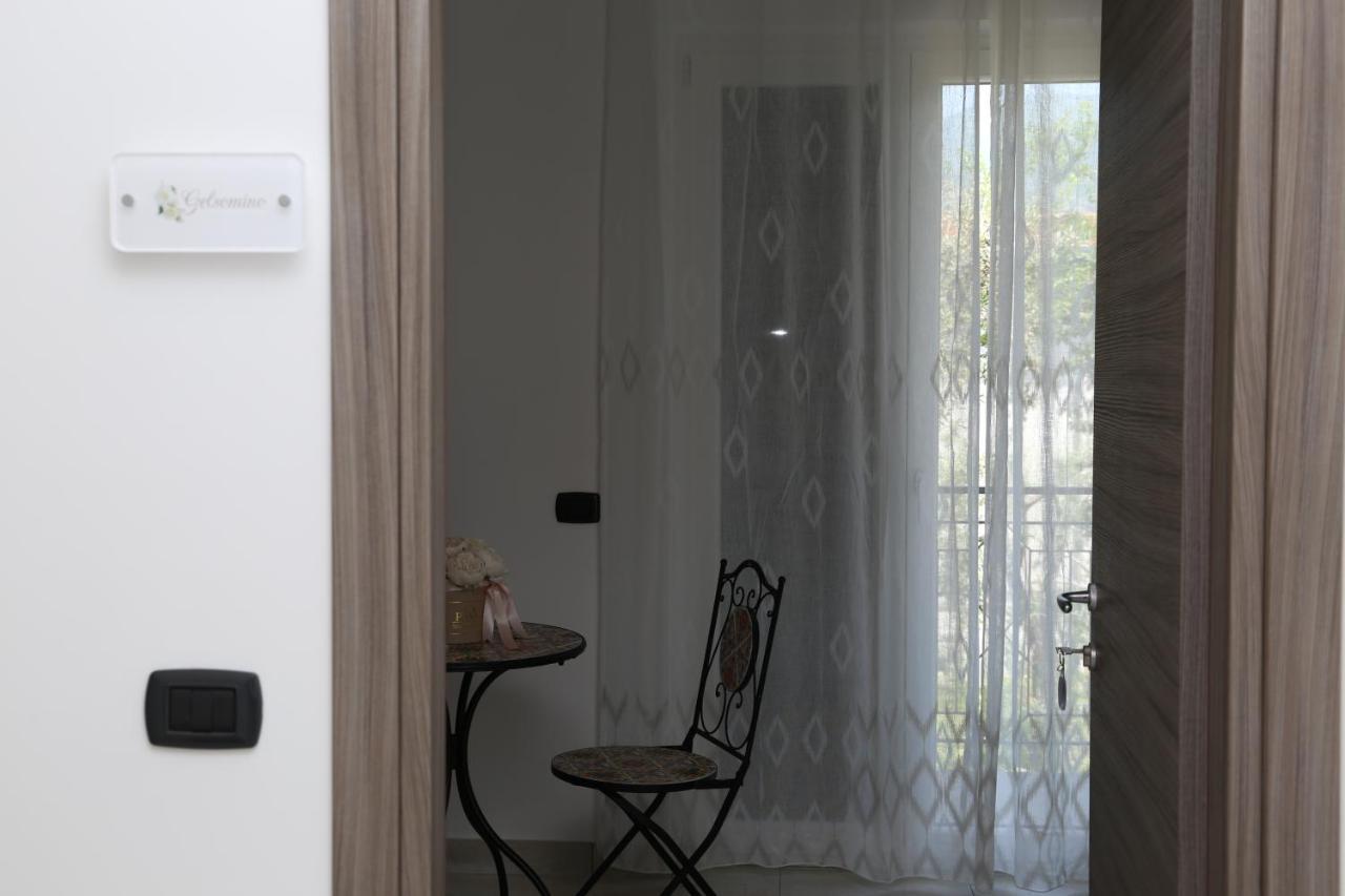 Il Giardino Bed & Breakfast Pimonte Bagian luar foto