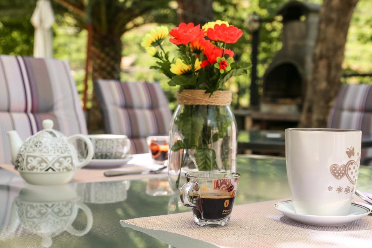 Il Giardino Bed & Breakfast Pimonte Bagian luar foto